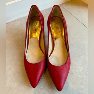 Michael Kors Women’s Flex Mid Pump Heels shoe size 6.5M Red Leather Pointed Toe